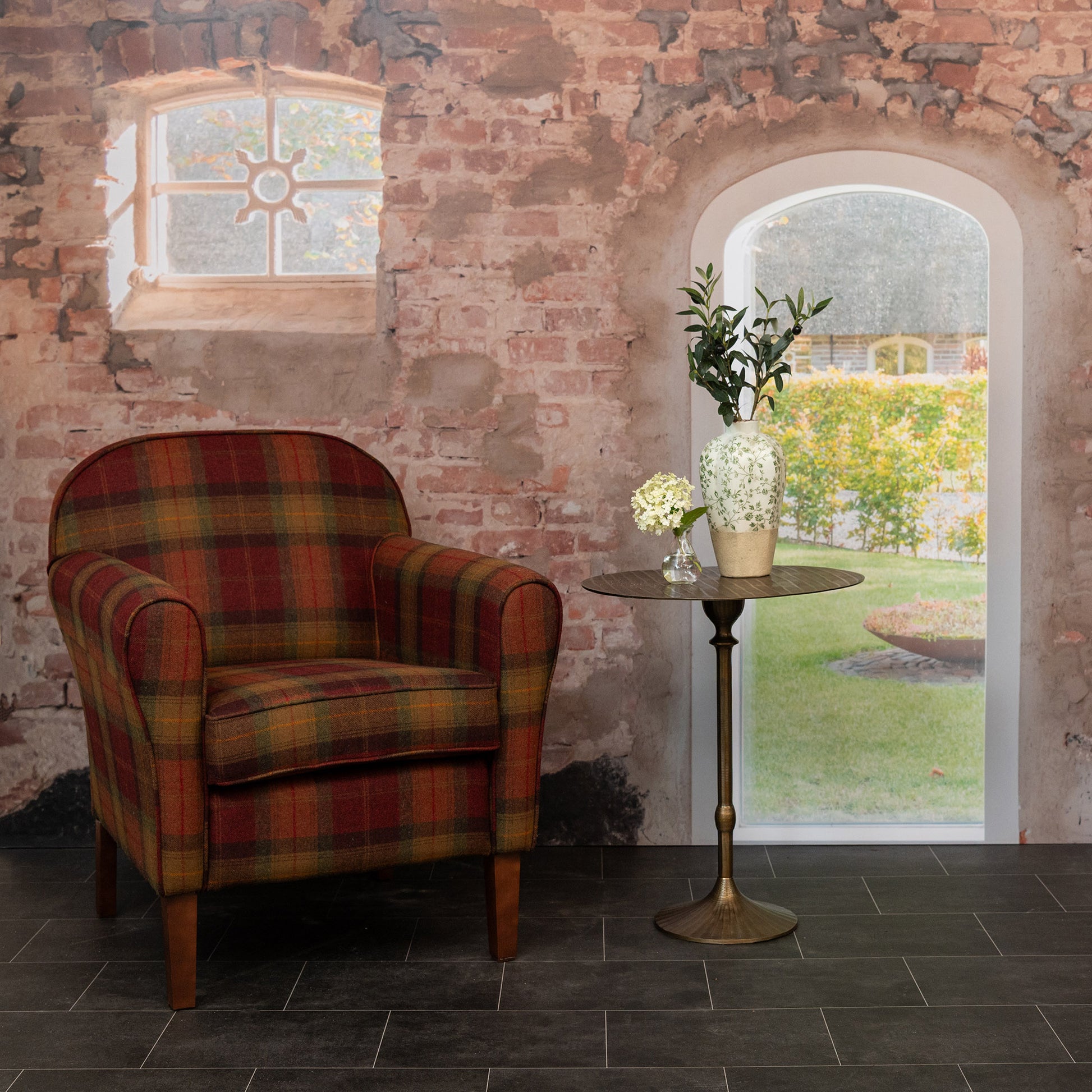 https://content.storeinfo.nl/applicatie/img/863/20250902152450_3835432_OakhamMoonU1104EU74muur.jpg