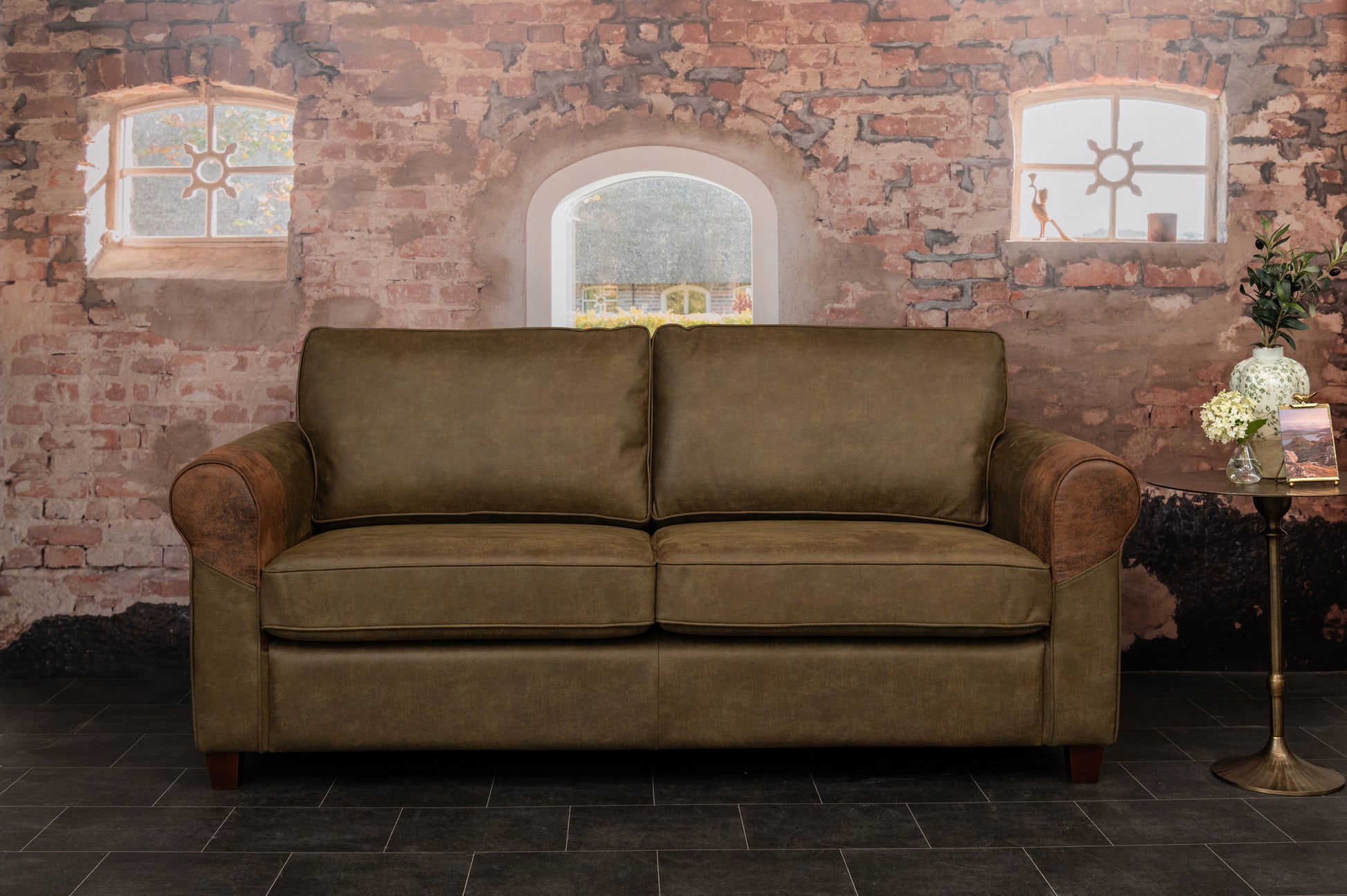 https://content.storeinfo.nl/applicatie/img/863/20250902155056_3838134_LeedsBullMoss59G03muur.jpg